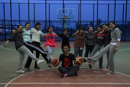国产在线
第十三届体育节学生女子篮球联赛第八名